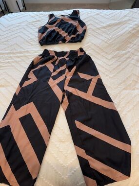 Wide-Leg Crop Pants & Matching Crop Top Set - Black and Brown Geo Print